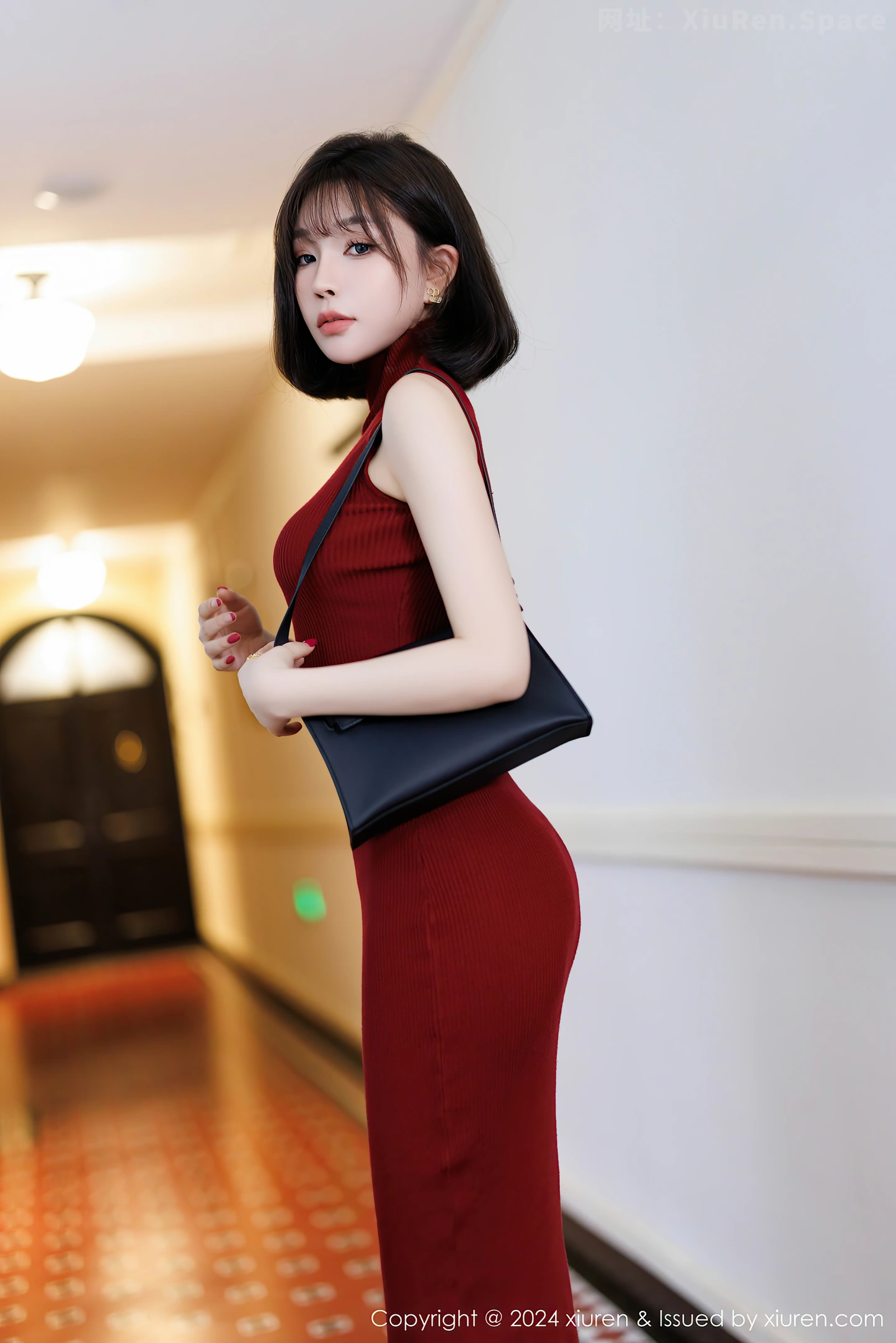 图片[5]-[XiuRen秀人网] VOL.9589 女神徐莉芝Booty红色连身裙露浅色内衣配超薄肉丝秀美腿诱惑写真91P-秀人网官方网站